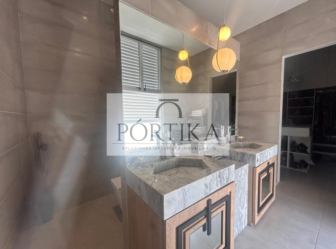Venta Casa 4 Dorm. - Isla Mocoli - Samborondon, Guayas — imagen 4