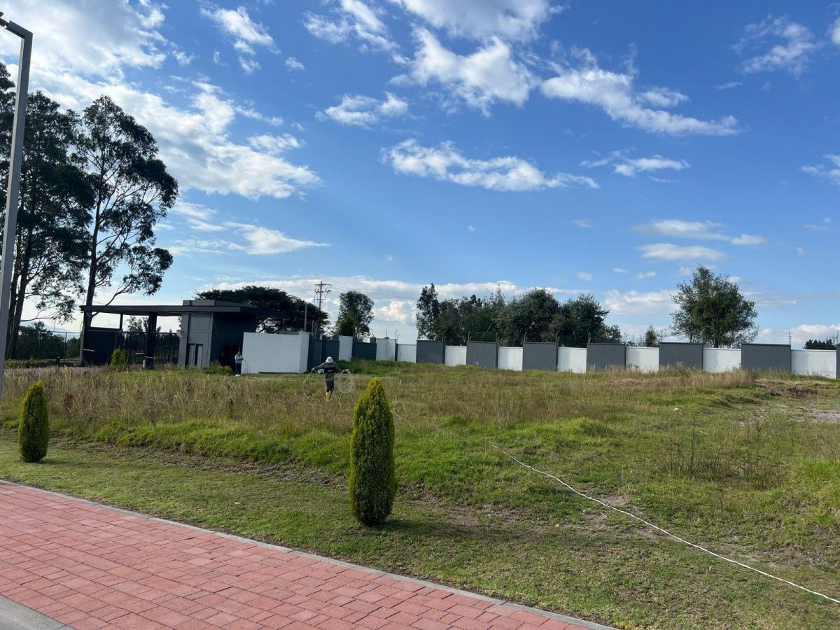 Mv - en Pifo, en Venta Terreno Ideal Para Proyecto Unifamiliar de 2500 m² — imagen 4