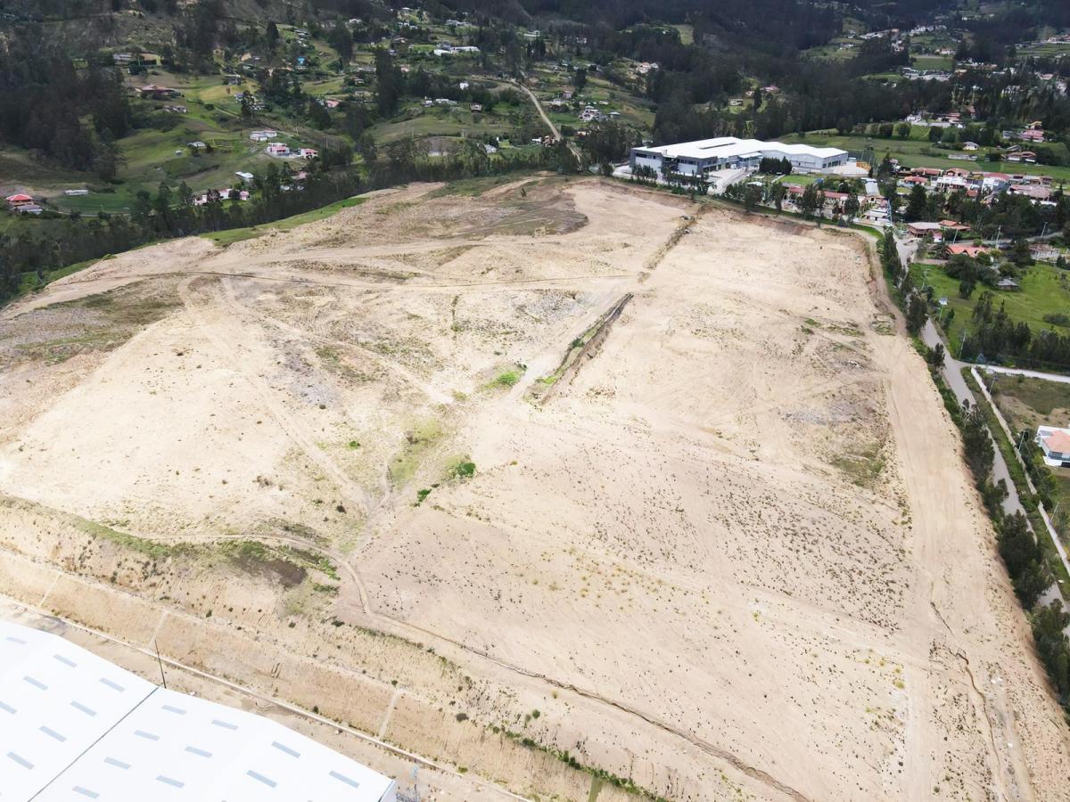 Vendo Terrenos Industriales en Cuenca, Azuay — imagen 7