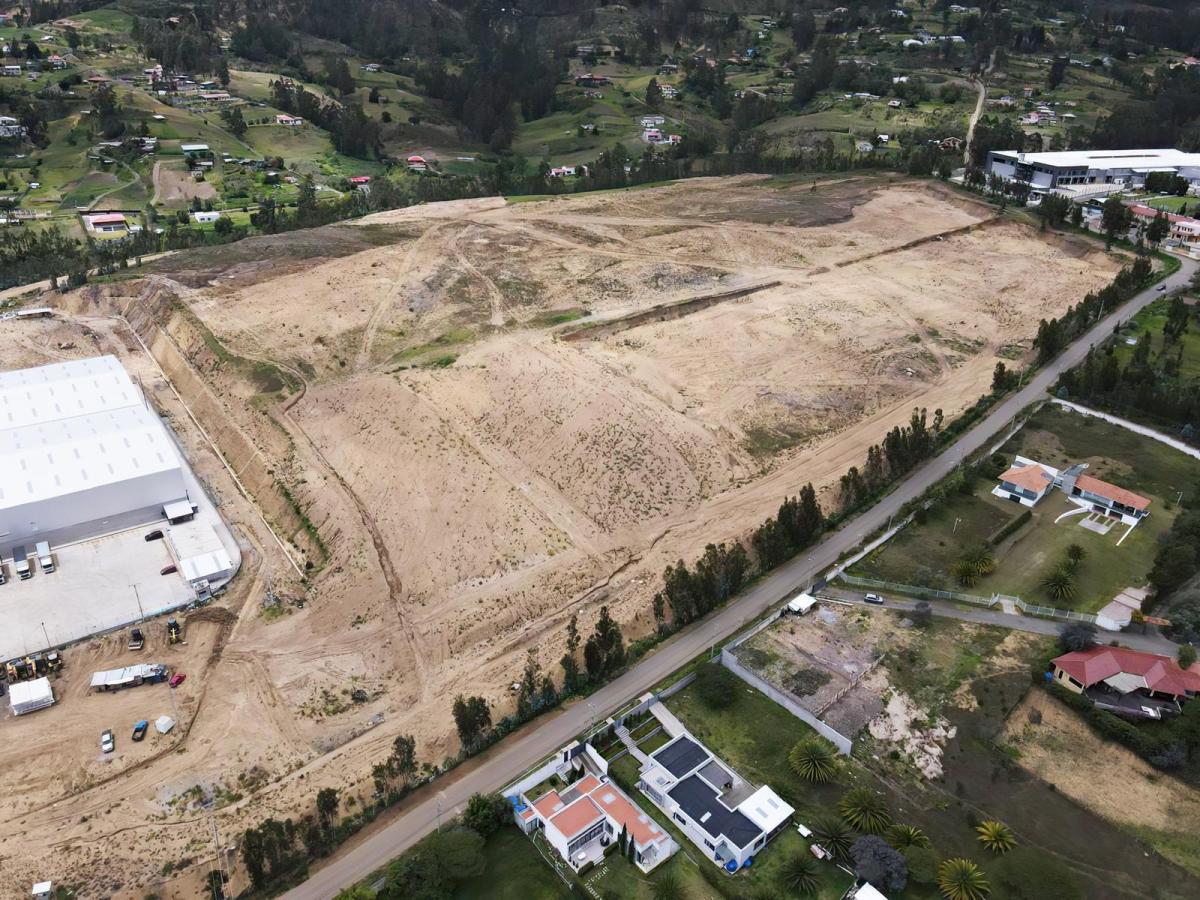 Vendo Terrenos Industriales en Cuenca, Azuay — imagen 4