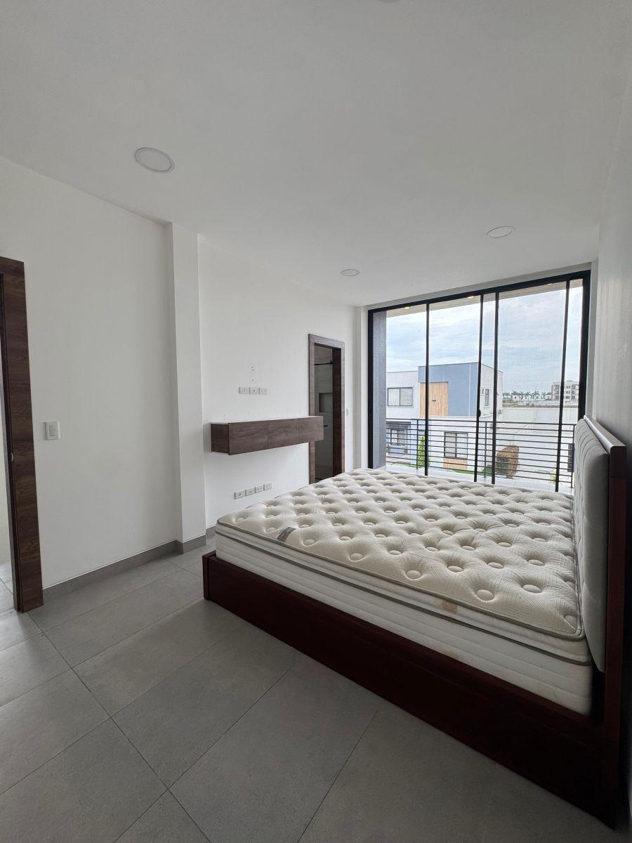 7295. Urb. Ciudad Celeste - Samborondon Km9, Vendo Casa 3 Dorm. $255.000. Guayas — imagen 4