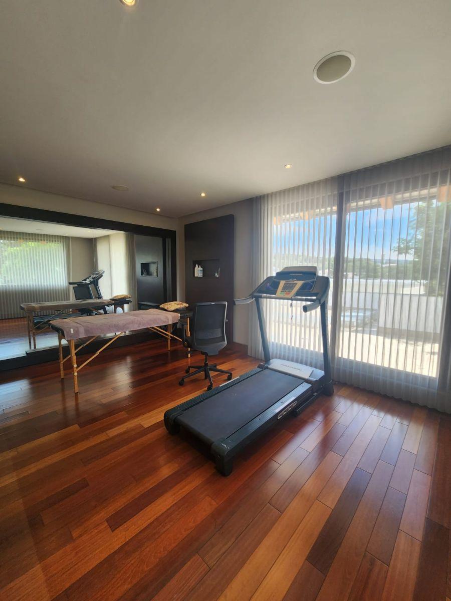 Lujosa Casa de Venta en Cumbaya Urbanizacion Colegio Menor — imagen 4