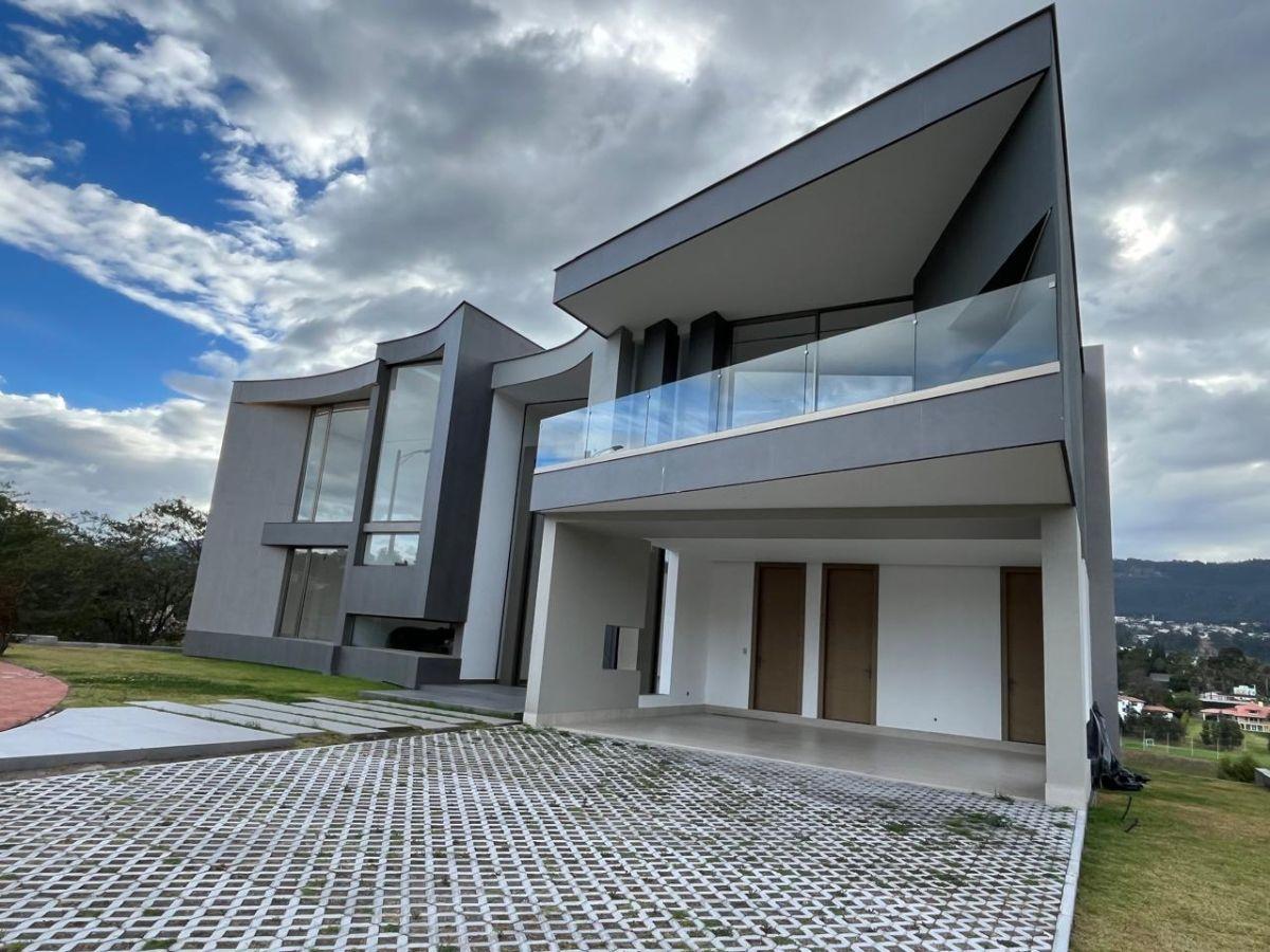 Casa de Lujo de Venta o Renta Cumbaya Total Seguridad — imagen 4