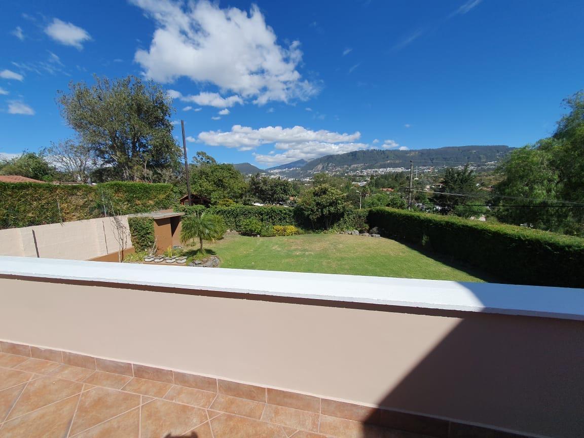 Vendo Fabulosa Casa en Cumbaya con Piscina en Urbanización - Precio de Oportunidad — imagen 5