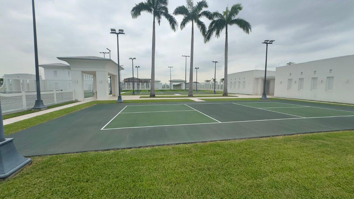 Se Vende Terreno en Parques de Batán 833.44 m², Guayas — imagen 4