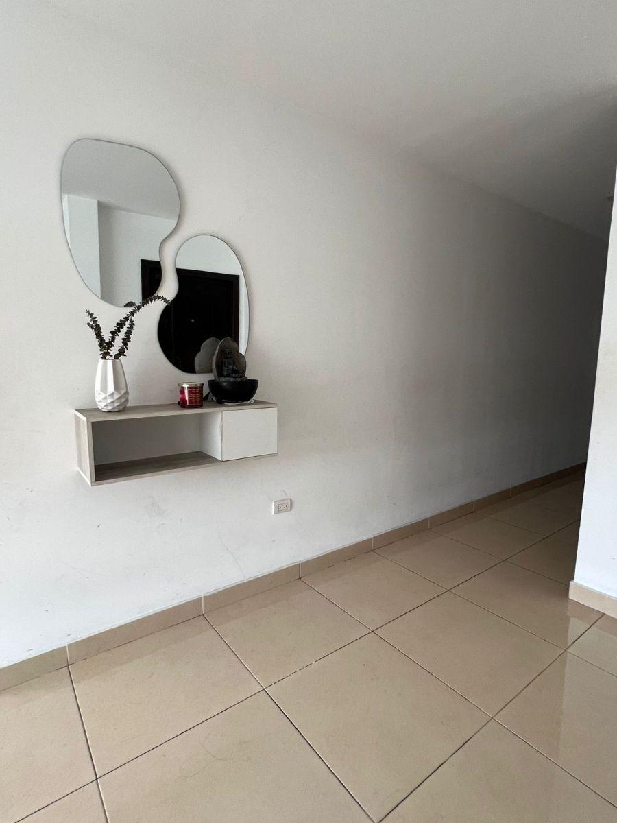 En Venta Departamento en Colinas de Los Ceibos, Guayas — imagen 4
