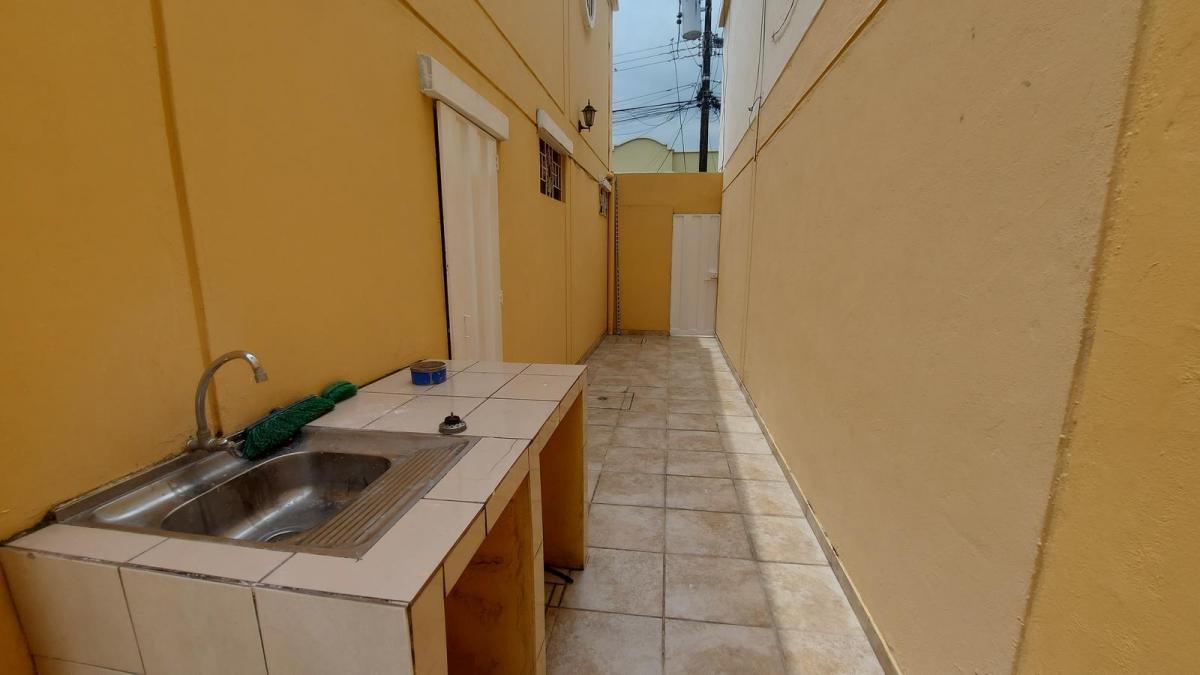 Se Vende Villa en Urbanización San Felipe, Guayas — imagen 3