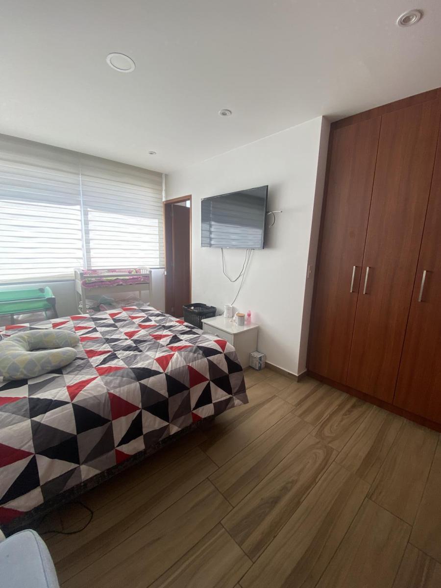 Casa de Venta Ubicada Dentro de La Urbanización La Primavera. Independiente, Sin Adosar — imagen 4