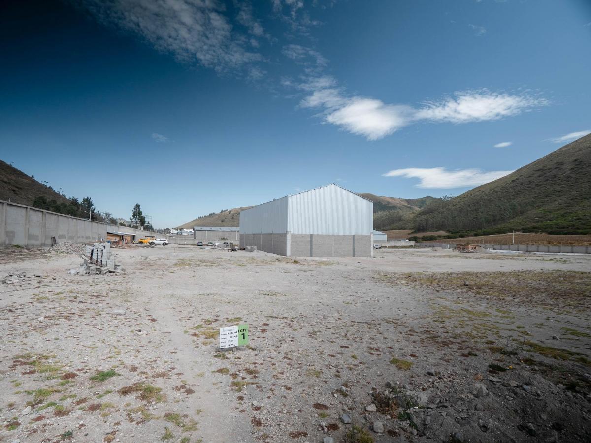 Vendo Terreno Industrial Alto Impacto en Calacali — imagen 3