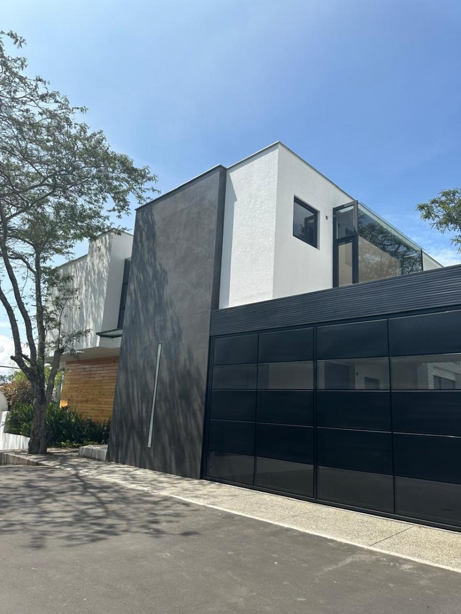 Vendo Casa Estrenar Sector Nayón 575.000 Dólares, Mm — imagen 5