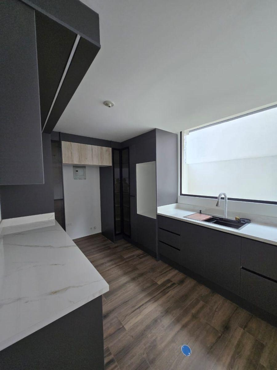 Se Vende Linda Casa a Estrenar de Dos Pisos en El Valle de Los Chillos — imagen 5