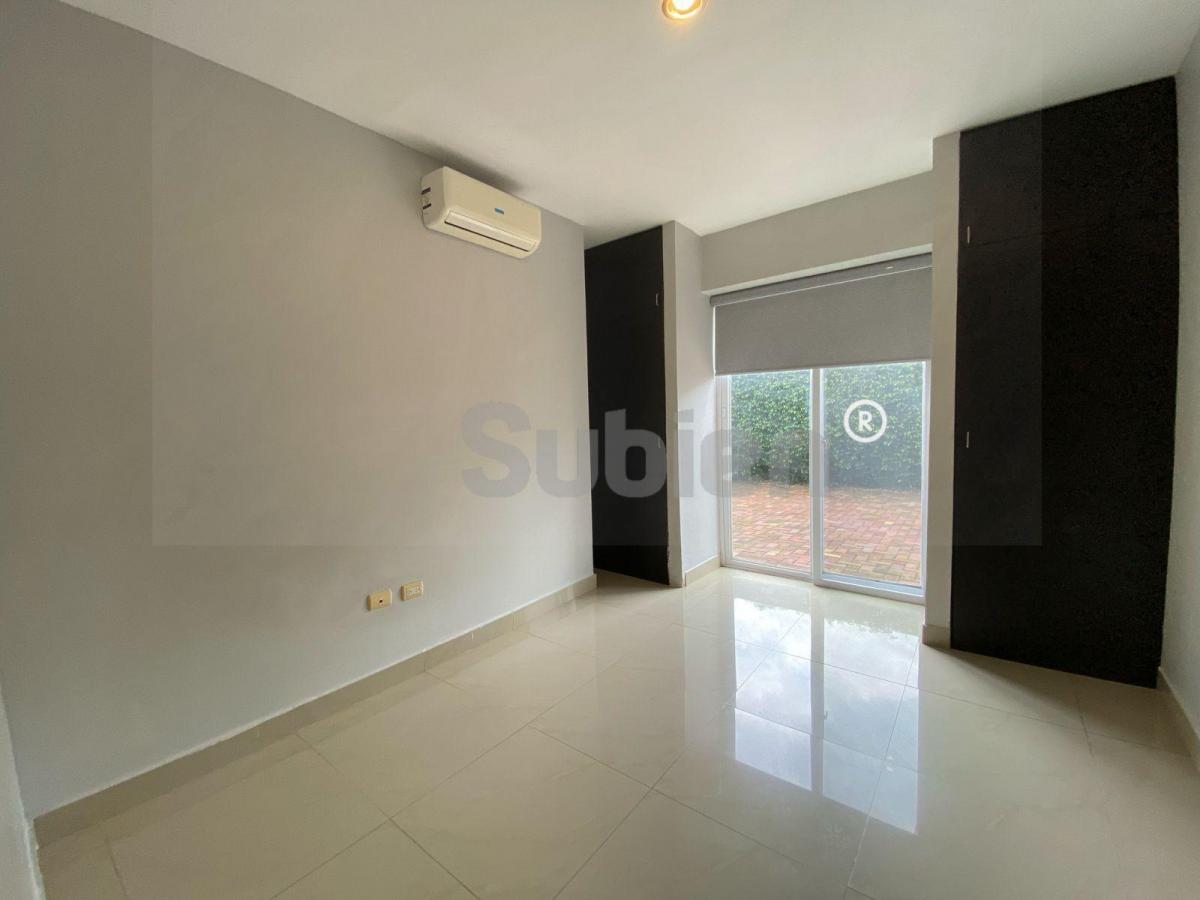 Vendo Departamento Planta Baja Hermosa Vista,3 Dorm., Patio, Balcon, Guayas — imagen 4