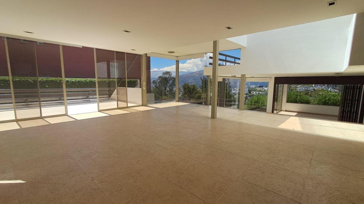 Venta Casa Miravalle Cumbayá Apta Para Embajadas, Residencia de Empresas — imagen 5