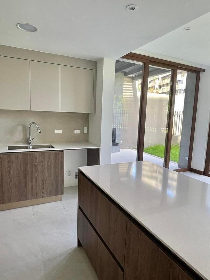 Depar de Venta, en Urbanizacion Cerca a La Usfq, Jardín Privado, Piscina — imagen 9