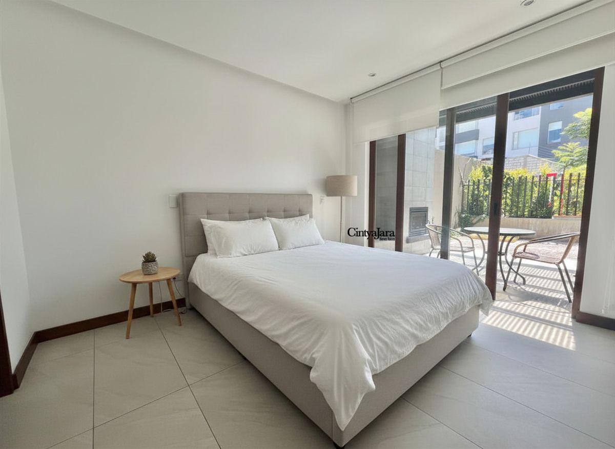 Depar de Venta, en Urbanizacion Cerca a La Usfq, Jardín Privado, Piscina — imagen 7