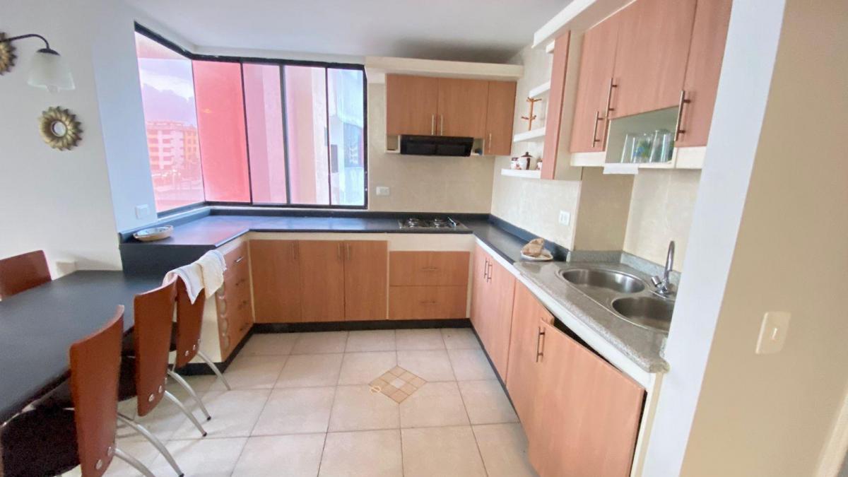 Departamento en Tonsupa Al Pie del Mar, de Venta. Ia — imagen 4