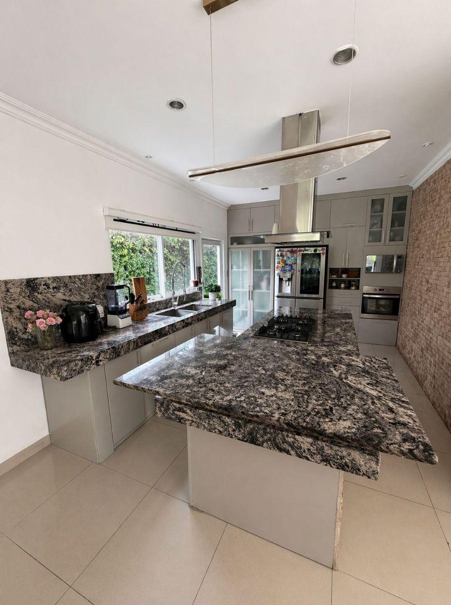 Venta de Casa 4 Habitaciones en Isla Mocoli Etapa Monaco / Samborondon, Guayas — imagen 6