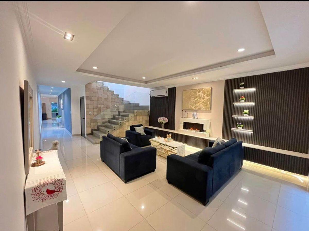 Venta de Casa 4 Habitaciones en Isla Mocoli Etapa Monaco / Samborondon, Guayas — imagen 4