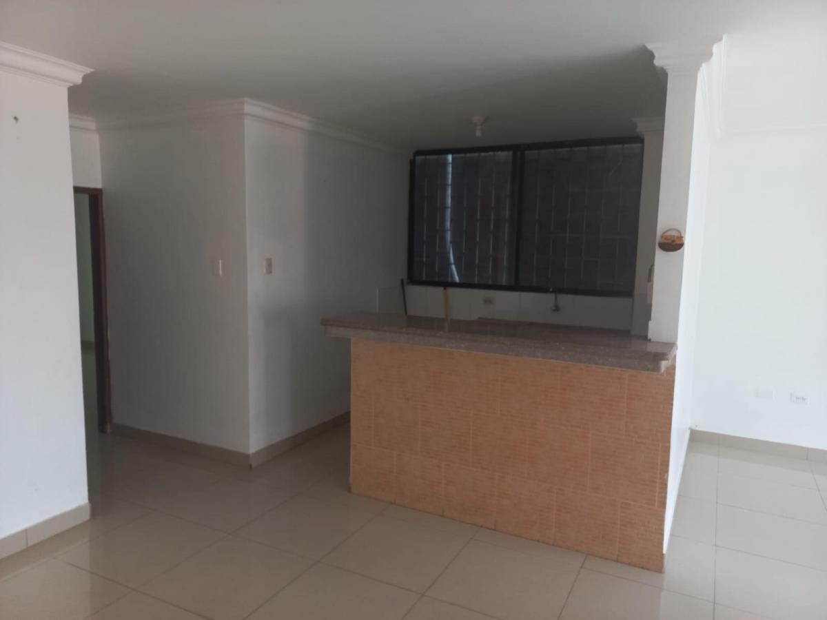 Vendo Casa de 4 Dorm. en Guayacanes, $120.000, Guayas — imagen 3