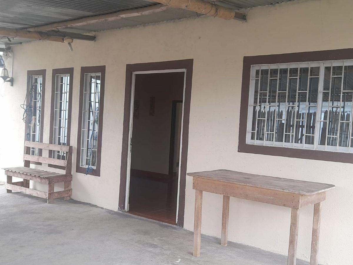 Casa de Venta en El Carmen, Manabí, Manabí — imagen 4