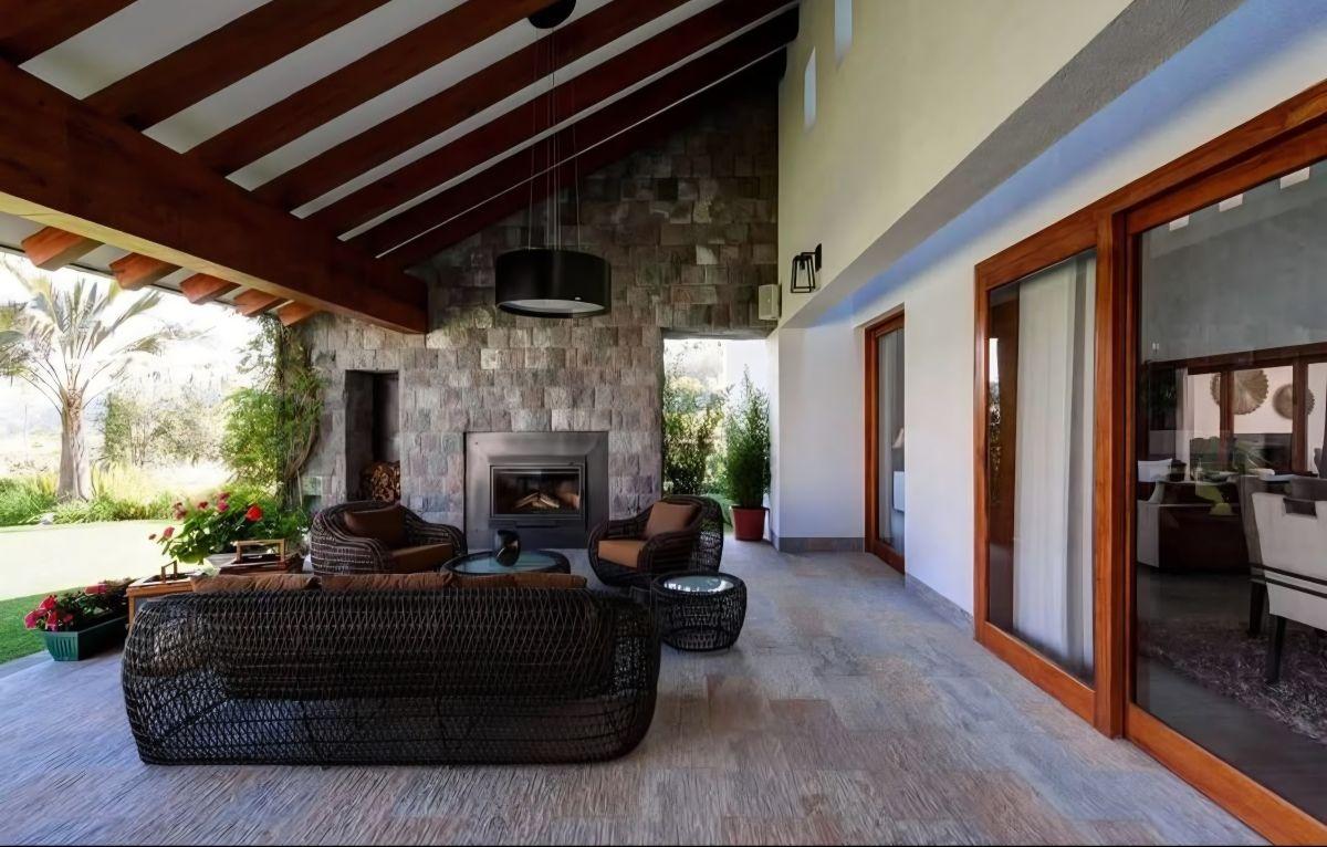 Hermosa Casa de Renta Cumbaya Urbanizacion — imagen 4