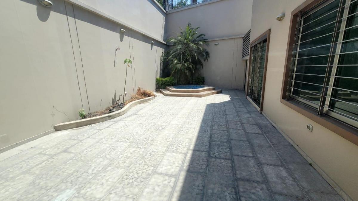 Casa con 4 Habitaciones en Venta, 334 m² Terreno, Los Ceibos - Mae. Recalde, Guayas — imagen 4