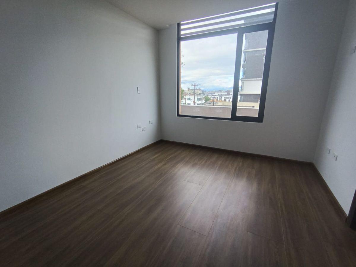 Vendo Departamento de Dos Dorm. con Patio Privado en Granda Centeno — imagen 4