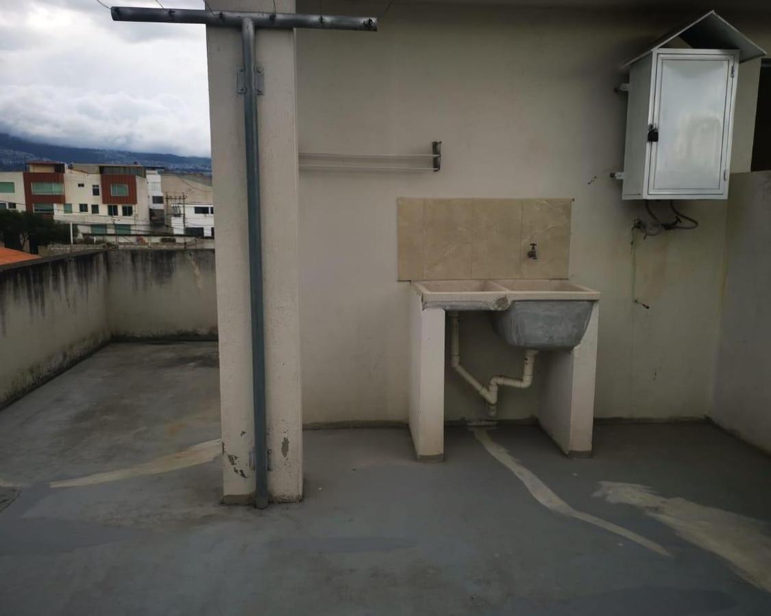 Vende Departamento Nuevo de 2 Dorm. en Carcelen — imagen 3