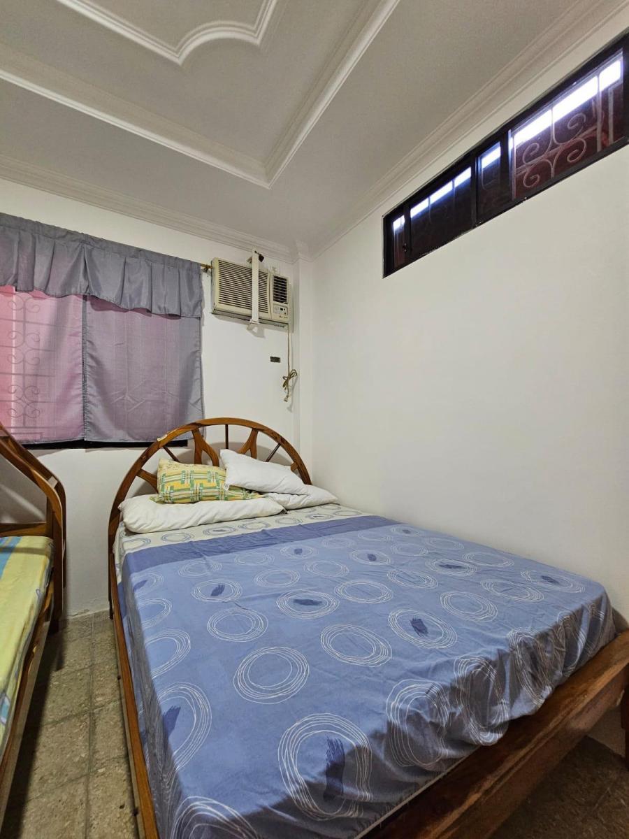 Vendo Espectacular Casa Muy Amplia con Suites y Piscina en Puerta del Sol 1 — imagen 3