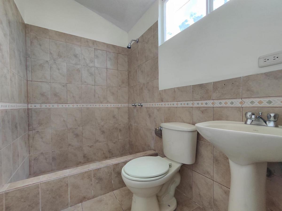 Casa en Venta Dentro de Conjunto Habitacional — imagen 4