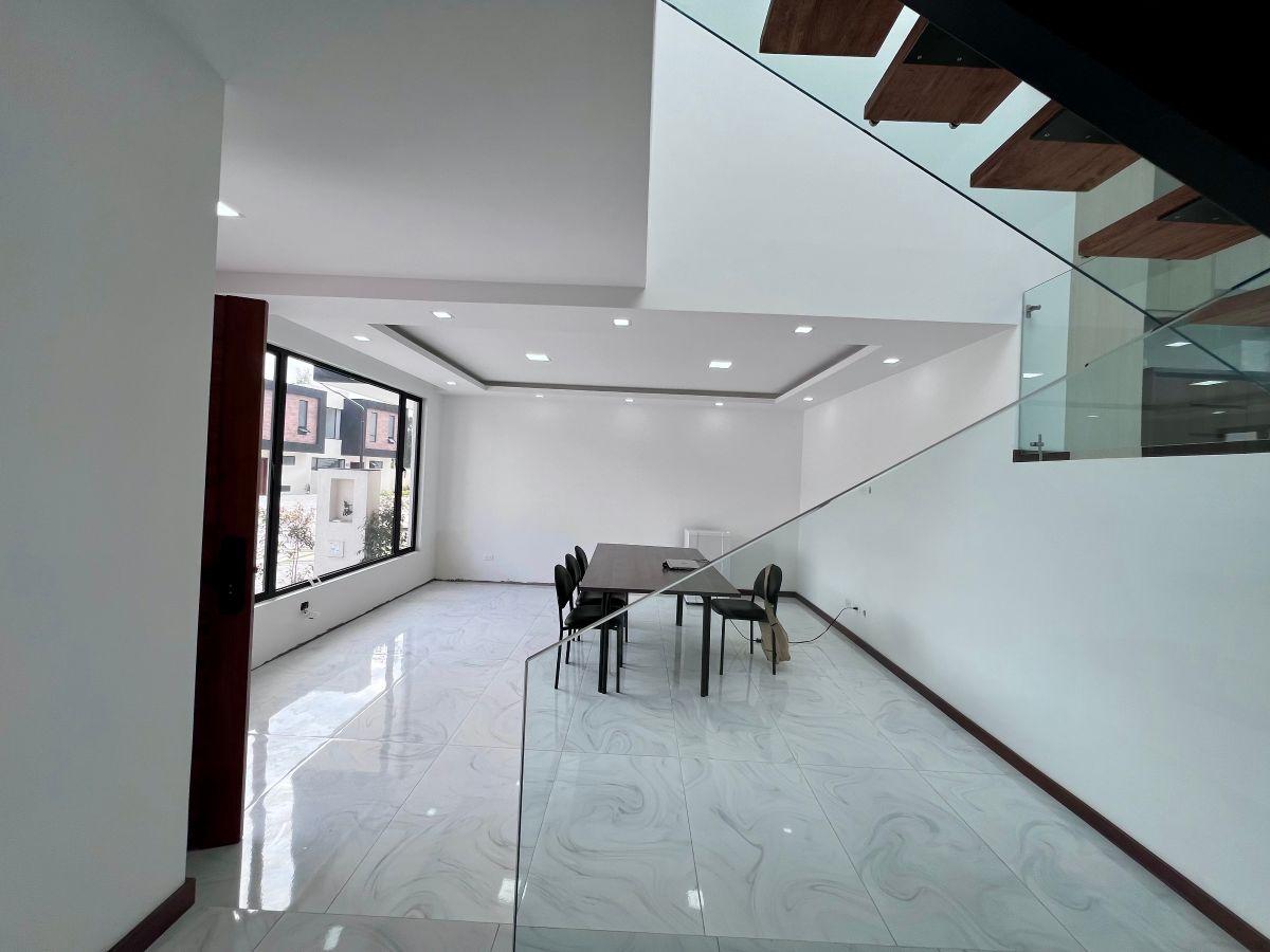 En Venta 17 Casas Exclusivas con Terreno Independiente - Tumbaco — imagen 4