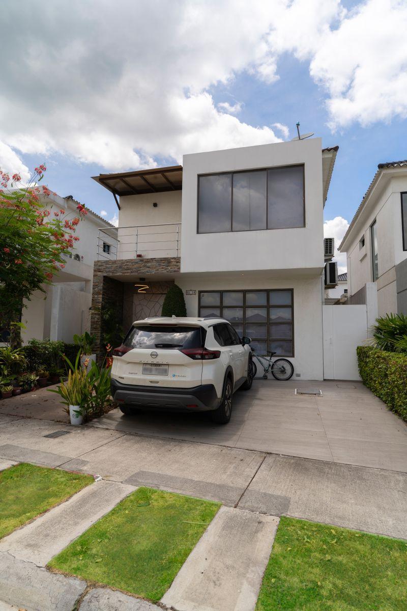 Casa en Venta o Alquiler Semi Amoblada en Punta Esmeralda, Via a La Costa, Guayas — imagen 10