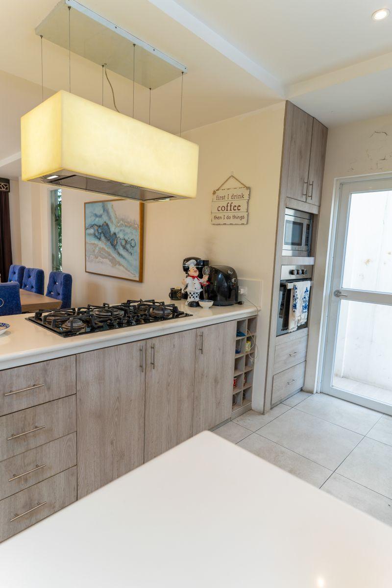 Casa en Venta o Alquiler Semi Amoblada en Punta Esmeralda, Via a La Costa, Guayas — imagen 7