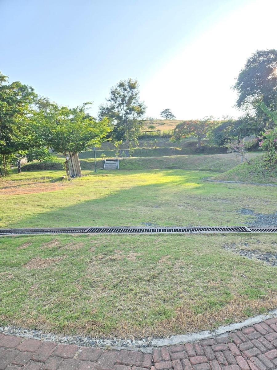 Terreno en Venta en Urbanización Playa Escondida, Manabí — imagen 3