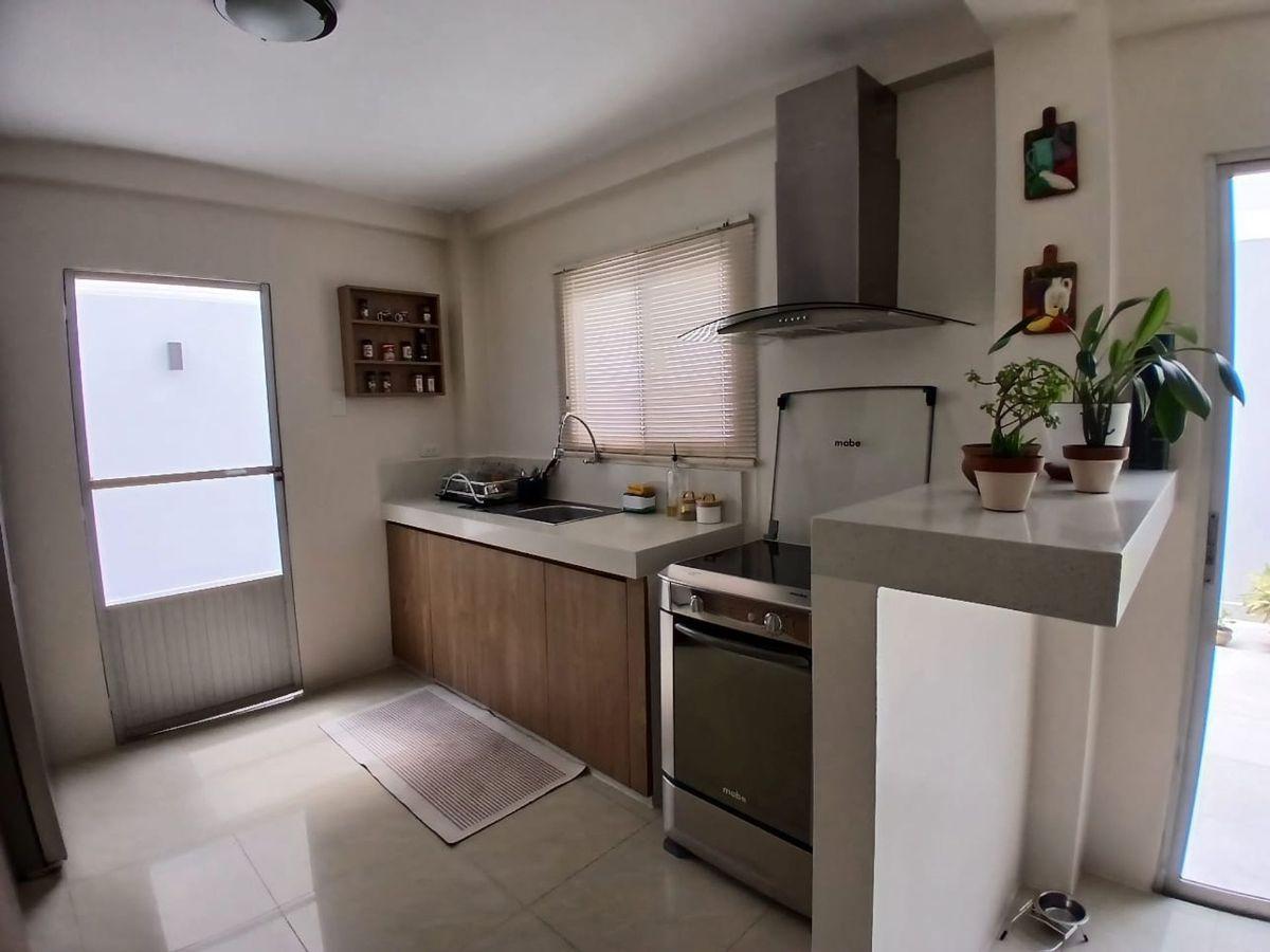 Venta Casa Metropolis II L. Bermeo, Guayas — imagen 4