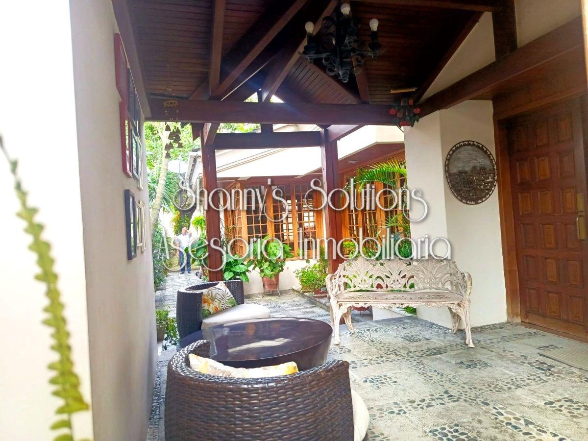 Urdesa - Venta Casa Sin Amob de 2 Plantas con 3 Hab, Estudio, Patio, Areas Verdes, Guayas — imagen 3