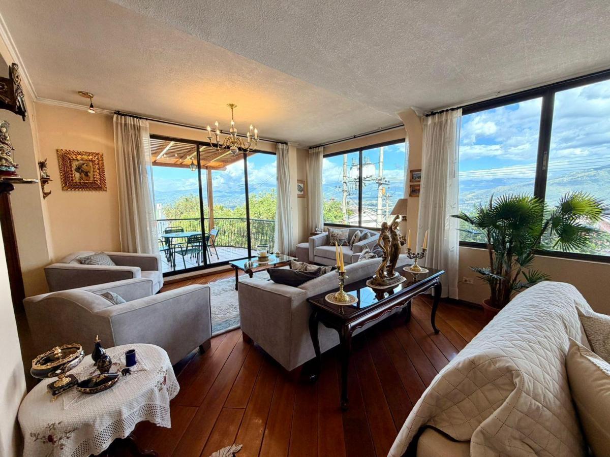 Vendo Casa con Terreno Urb. Miravalle 719 m² - Cumabaya — imagen 5