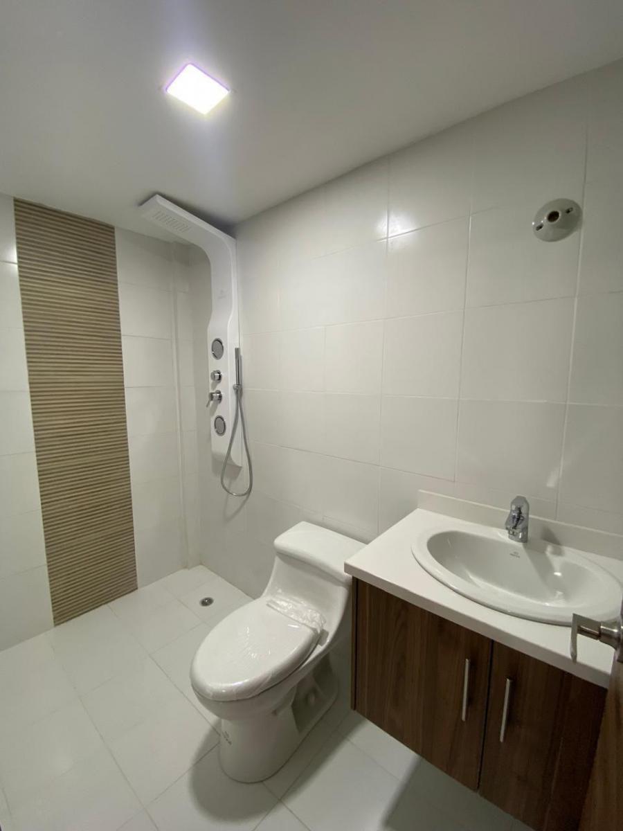 Hermoso Departamento de Venta Urbanización Sol de Oriente, Colegio Sek — imagen 5