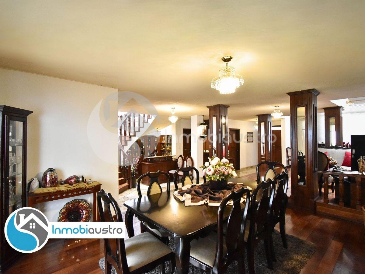 Venta de Hermosa Casa con Área Verde Cerca Al Centro Histórico, Azuay — imagen 5