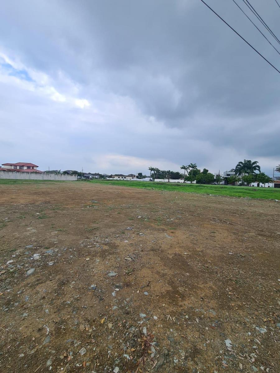 En Venta Terreno en Urbanización El Cortijo, Vía a Samborondon, Guayas — imagen 5