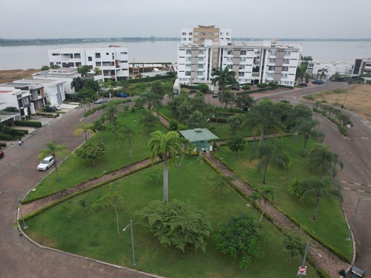 Terreno en Venta Isla Mocolí Urbanización Dubai Samborondón, Guayas — imagen 3