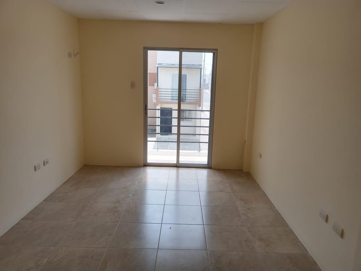 Casa Esquinera de Venta en La Urbanización Gran Vittoria, por Estrenar. Guayas — imagen 3