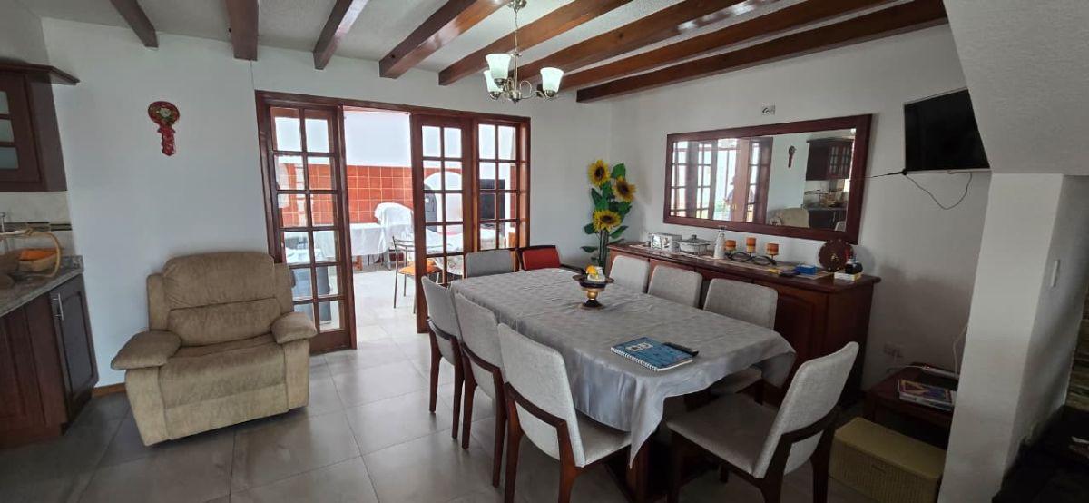 Casa de Venta en Tumbaco Calle El Sauce en con Junto Privado, Junto Al Ventura Mall — imagen 5