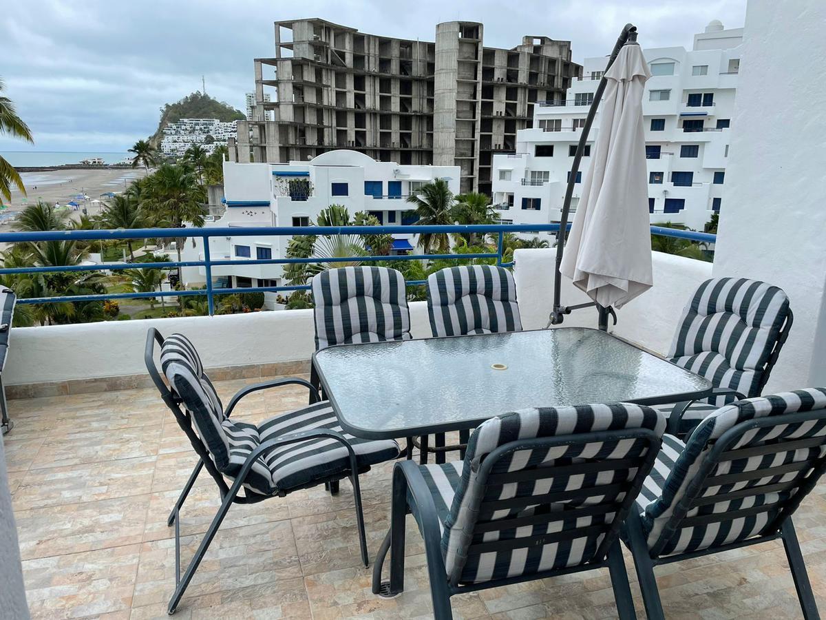 Casa Blanca Se Vende Hermoso Departamento Frente a La Playa, Hermosa Vista (Cr) — imagen 4