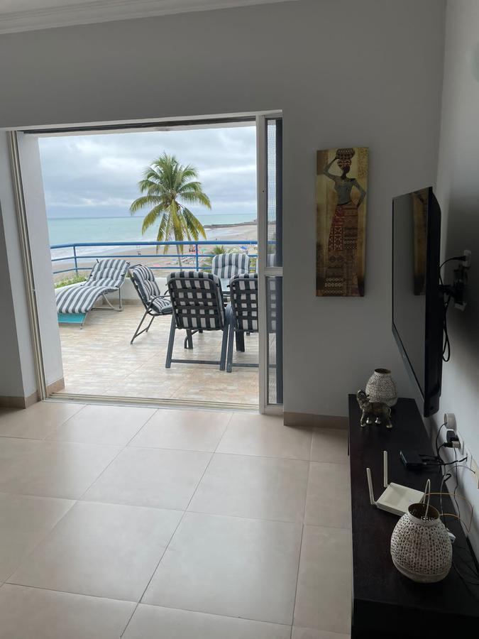 Casa Blanca Se Vende Hermoso Departamento Frente a La Playa, Hermosa Vista (Cr) — imagen 3