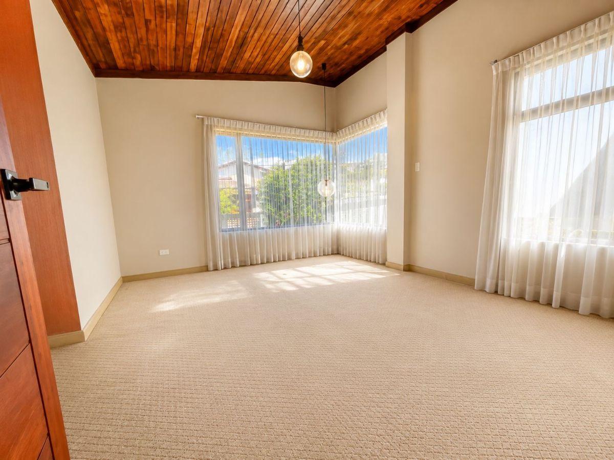 Casa de 720 m² con 3 Dorm. en Venta en Cumbayá — imagen 3