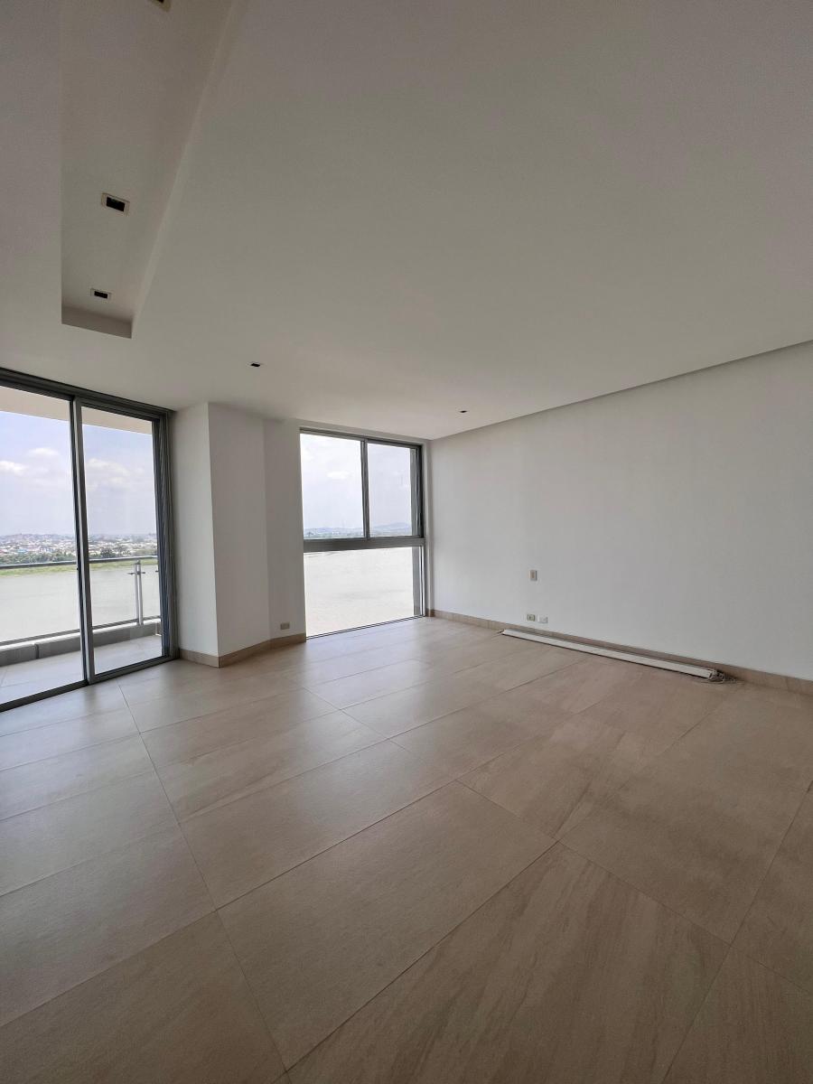 En Venta Departamento Amplio Vista Al Rio "Gquil Tenis Club" Km. 4.5 - Sambo, Guayas — imagen 4