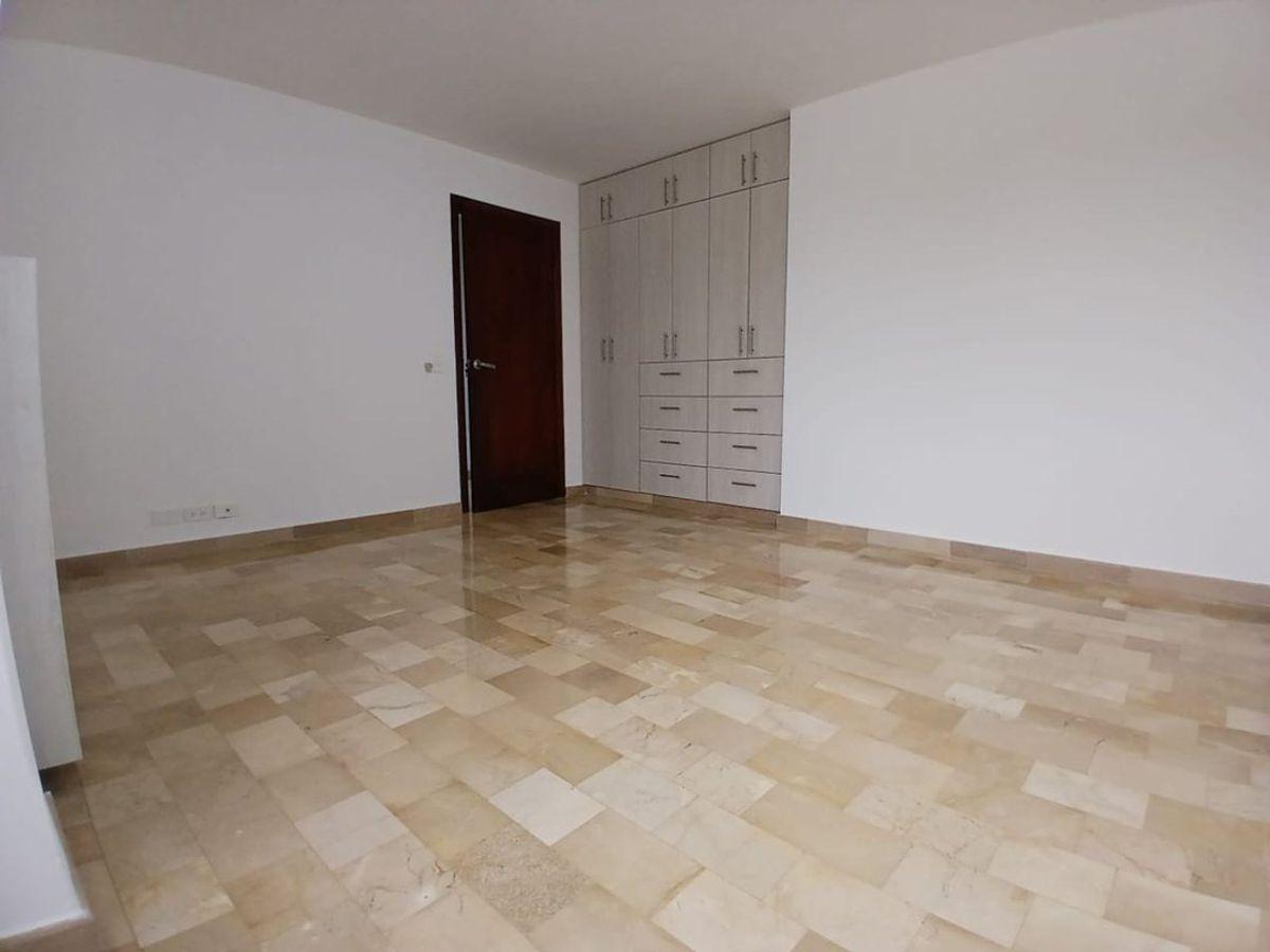 Alquiler Depto. Junto Al Colegio Jefferson L. Bermeo, Guayas — imagen 4