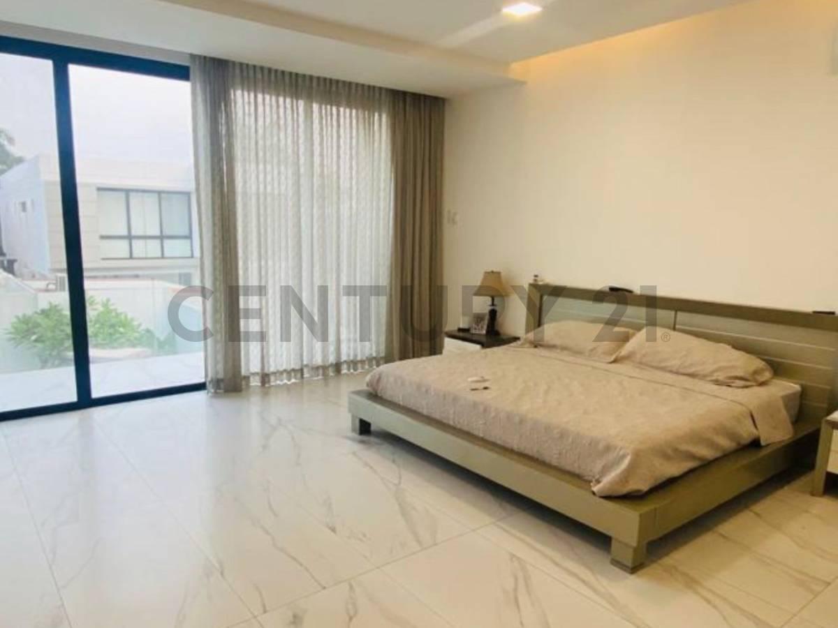 Venta Casa con Piscina en Isla Mocolí, Samborondón, Guayas — imagen 4