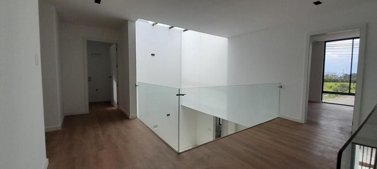Casa a Estrenar de Venta en San Miguel de Conocoto. Provincia de Pichincha — imagen 3